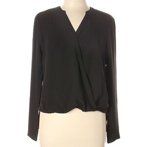 NWT Chic Black Women's Blouse